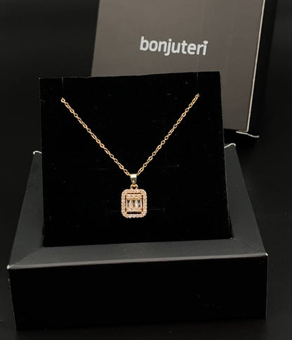 14 Ayar Altın Kaplama Baget Zirkon Taşlı Kolye